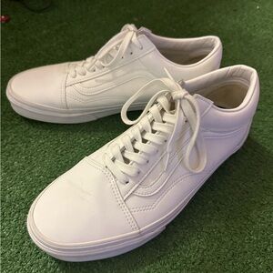 Classic White Vans Men's Sneakers